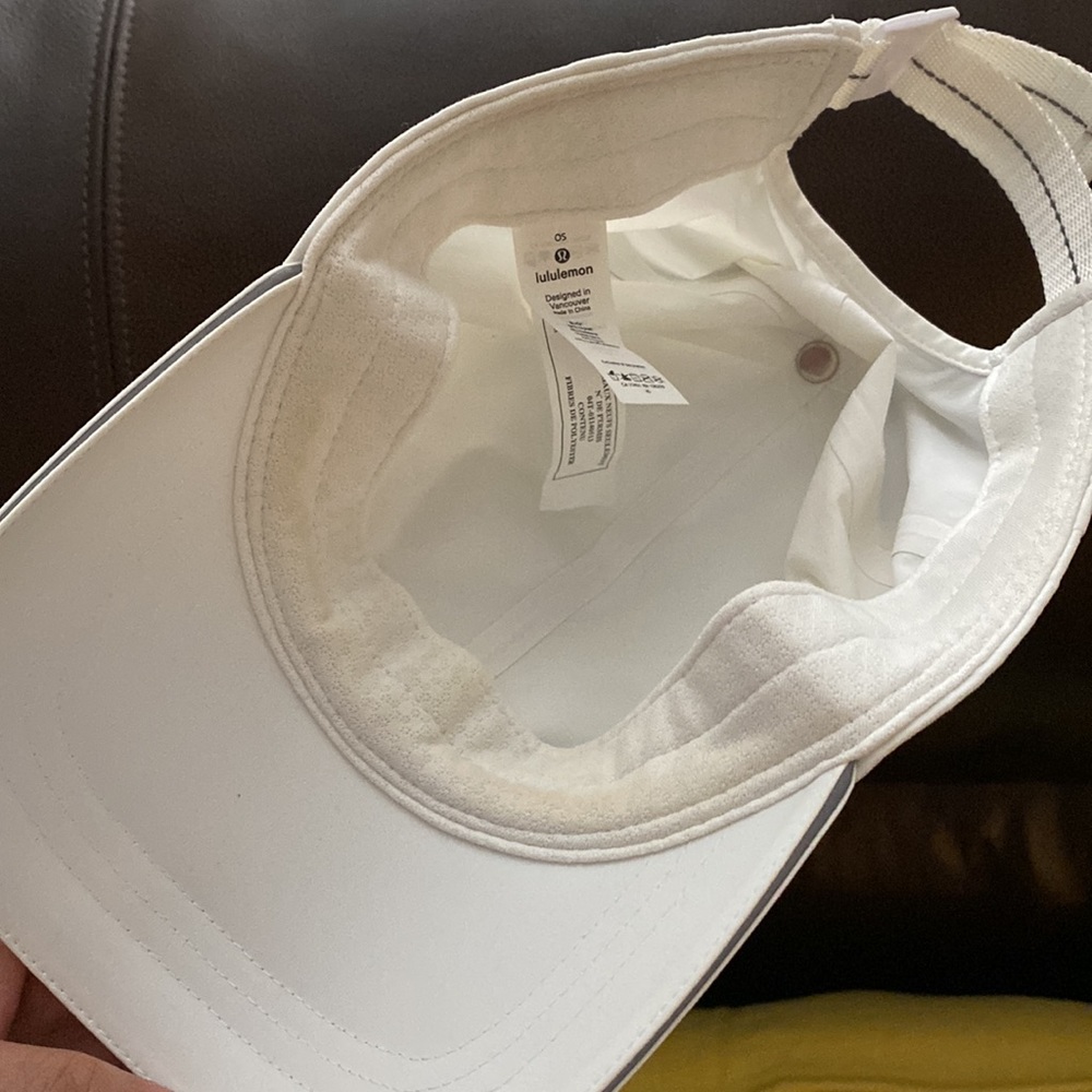 🌹🍋Lululemon Cap - Picture 9 of 11